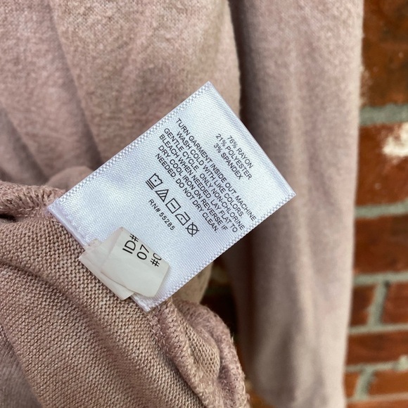 Express Womens Medium Blush Pink Front Twist Soft Knit Sweater - Picture 6 of 9